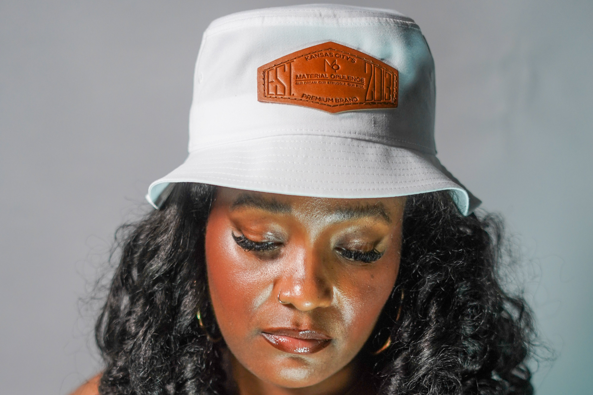 The Heritage Crown White